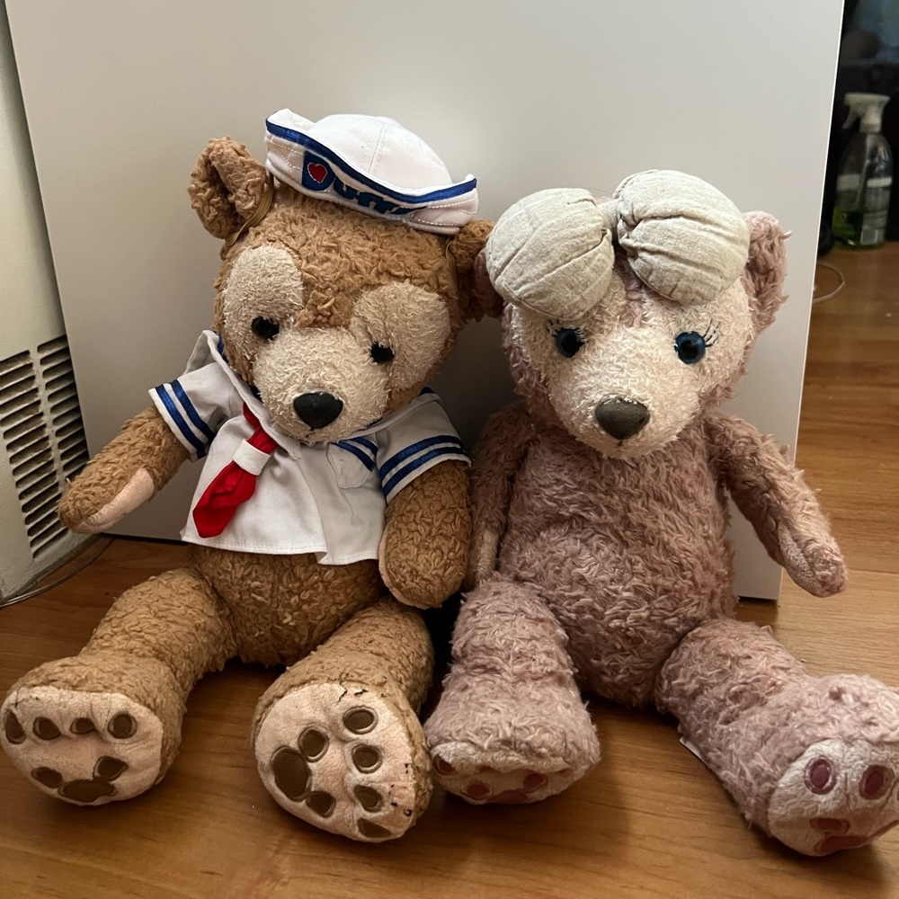 Disney bear Duffy and shellie may * Price is for two*